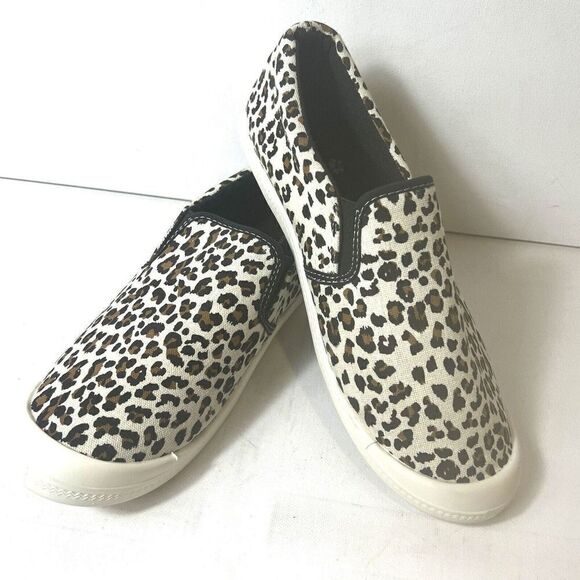 Tommy Bahama Fabric Shoe Womens Size 9 Cheetah Print Slip On Comfort Casual Flat - Picture 2 of 11